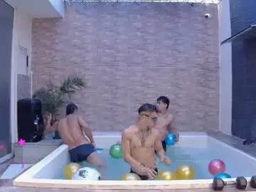 Chaturbate Live Sex of boysgang_sex
