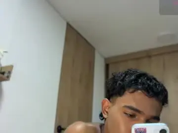 Chaturbate Nude Webcam of david_hot44