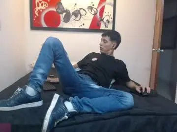 Chaturbate Sex Chat of andrescoll25