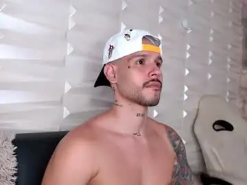 Chaturbate Live Sex Cam of david_col11