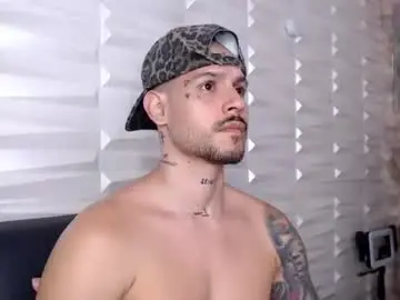 Chaturbate Adult Webcams of david_col11
