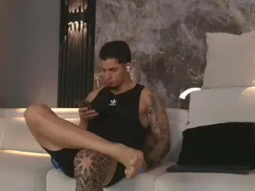 Chaturbate Free Porn Cam of camiloalvarezzz3