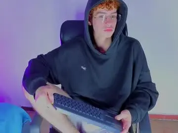 Chaturbate Live Sex Cam of lancelot_grey