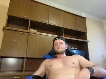 Chaturbate Free Porn Cam of bigtimeruin1995