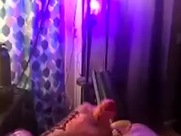 Chaturbate Free Live Porn of robbybecker71