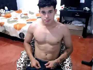 Chaturbate Free Live Porn of freddy_romans2