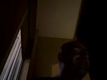 Chaturbate Free Porn Cam of adrienfromparis