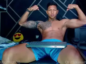 Chaturbate Live Sex Cam of drake_jhonson08