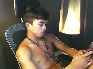 Chaturbate Adult Video Chat of asian_hunk_moreno