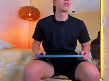 Chaturbate Free Live Porn of benjamin_more