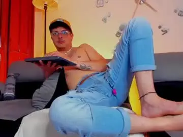Chaturbate Private Sex Chat of leo_hunt