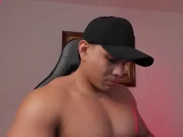 Chaturbate Watch Live Sex Cams of roy__constance