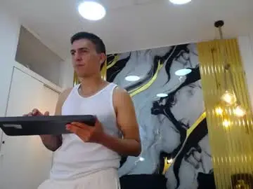 Chaturbate Best live sex cam show of dereck_smithh