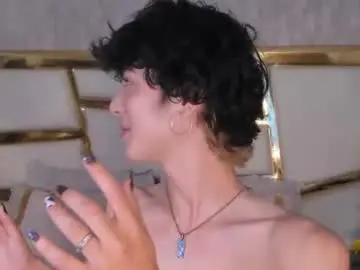 Chaturbate Free Porn Cam of elliotvolkov