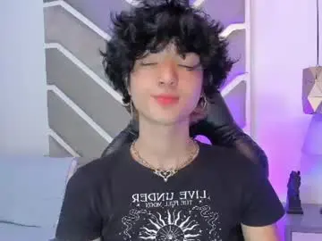 Chaturbate Sex Cam of elliotvolkov