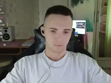 Chaturbate Private Sex Chat of golden_boyyy21