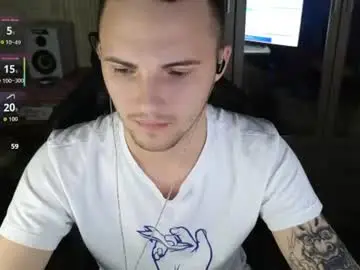 Chaturbate Live Sex of golden_boyyy21