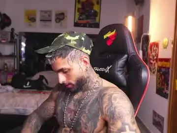 Chaturbate Watch Live Sex Cams of logan_hugh8
