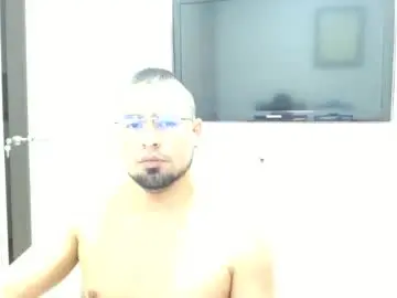 Chaturbate Adult Video Chat of tyler_frank