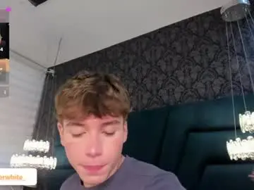 Chaturbate Live Sex Cam of femboy_max