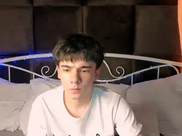 Chaturbate Nude Webcam of robbie_reyes