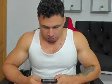 Chaturbate Free Porn Cam of tyler_hank1