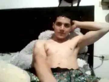 Chaturbate Best live sex cam show of yhoangaga2025