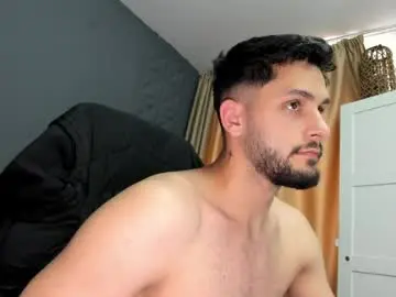 Chaturbate Best live sex cam show of troywade
