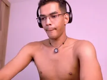 Chaturbate Sex Chat of pikashuu7u7