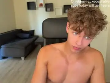 Chaturbate Sex Cam of lukedesirable