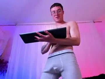Chaturbate Sex Chat of glexiis_