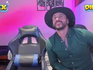 Chaturbate Live Sex Cam of alexanderjaz