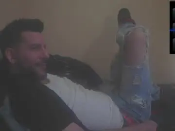 Chaturbate Live Sex Cam of bigcawwwk