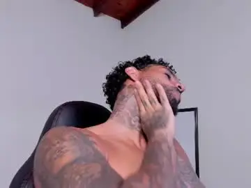 Chaturbate Nude Webcam of luigi1_