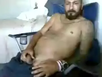 Chaturbate Adult Video Chat of larrabee13