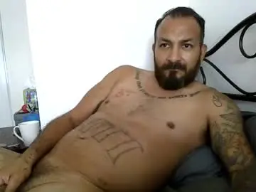 Chaturbate Best Webcam of larrabee13