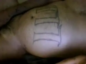 Chaturbate Watch Live Sex Cams of larrabee13