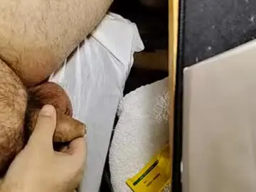 Chaturbate Live Sex Cam of small_1986