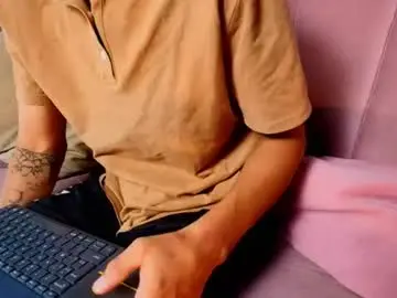 Chaturbate Live Sex Cam of keny_romero