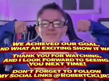 Chaturbate Live Sex Cam of robertcicijr21