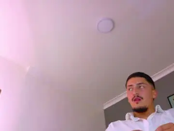 Chaturbate Free Porn Cam of mrfox__