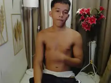Chaturbate Best live sex cam show of wilfredo_bigcock