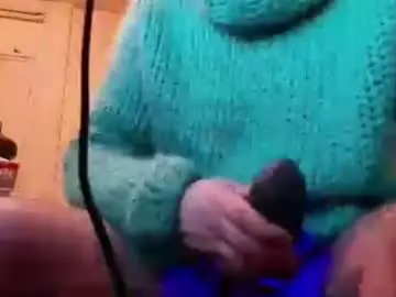 Chaturbate Best live sex cam show of sweaterboy666