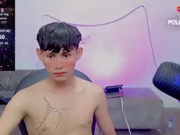 Chaturbate Live Sex Cam of tanjiro_cute