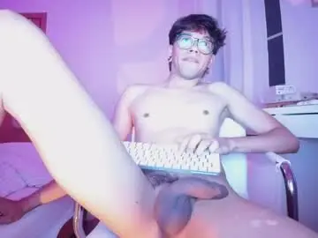 Chaturbate Nude Webcam of troyeros
