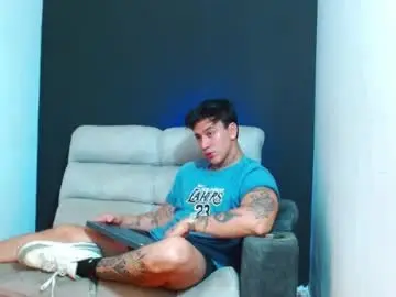 Chaturbate Live Porn of justinfuller_31