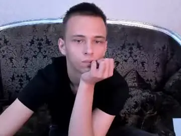 Chaturbate Best live sex cam show of lucaskaur