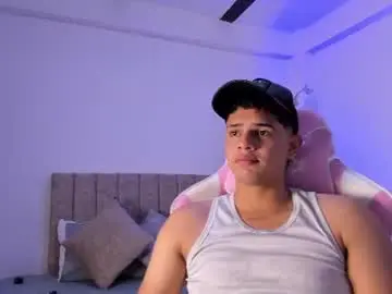 Chaturbate Nude Webcam of adrian_prime_