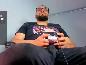 Chaturbate Live Porn of ernesto_rodriguez_82