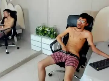 Chaturbate Live Sex Cam of jake_miller__